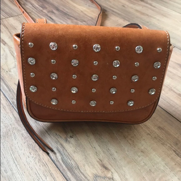 JanetMerryman's tweet photo. So good I had to share! Check out all the items I'm loving on @Poshmarkapp #poshmark #fashion #style #shopmycloset #worthington #germanmade #bananarepublic: https://t.co/CNtVryjNGJ https://t.co/E0r5SaGlS1