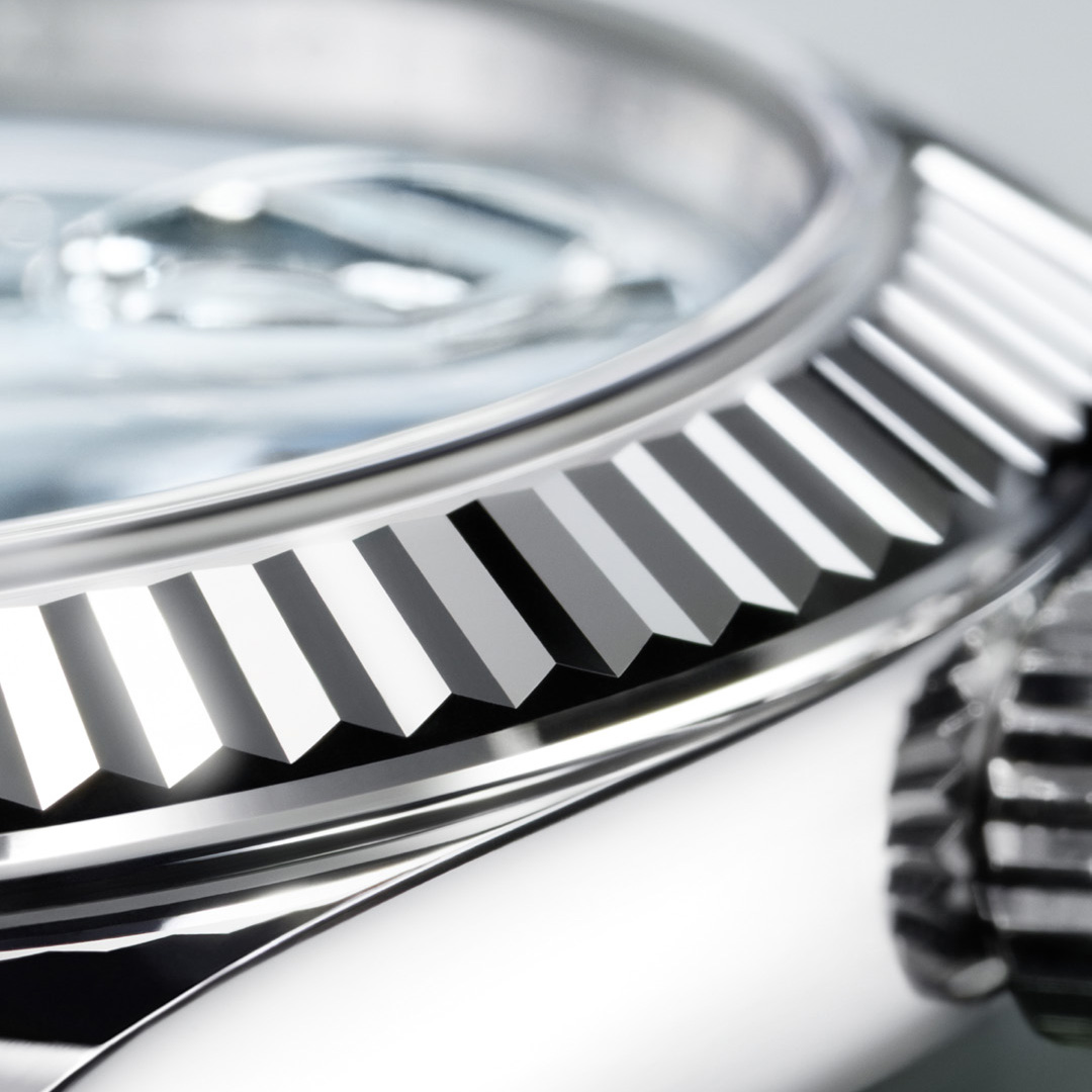 ROLEX's tweet photo. An innovative new manufacturing process has enabled us to create the fluted bezel in 950 platinum for this new version of the #DayDate 40 with a luminous ice-blue dial. Discover more https://t.co/bVqdDVjXSJ #WatchesandWonders2022 https://t.co/vR3zuD1kE0