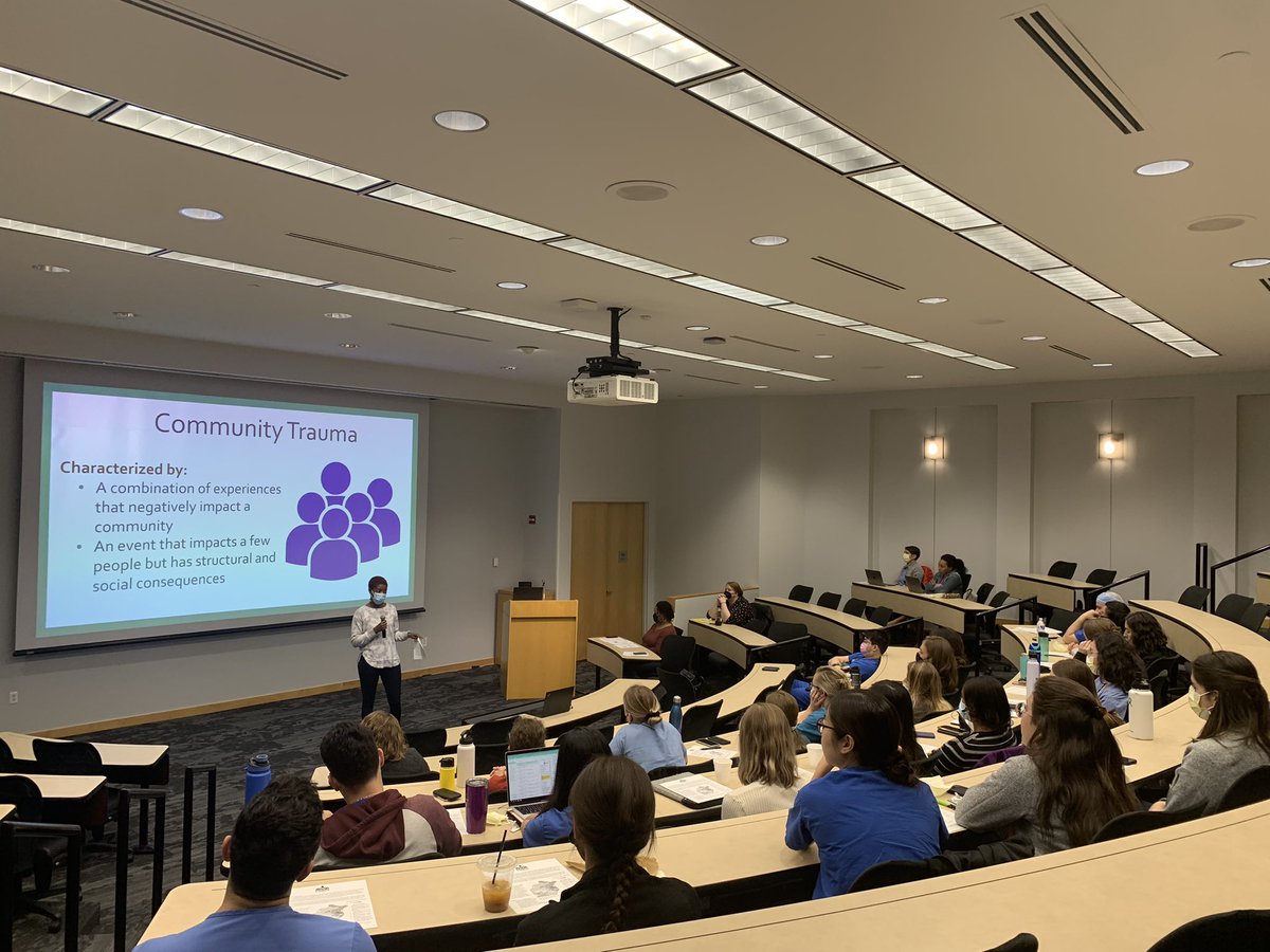 My heart is full as I watch EleVATE Moms/Community Collaborators/Consultants train @washu_obgyn Residents in #trauma informed care (at the invitation of the resident-led DEI Committee)💗 @DKhabeleMD @washumed #reproducticejustice #equity