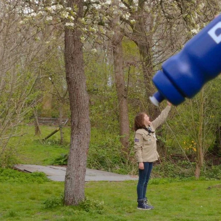 Het <a href="/DeltaHotelVLD/">Delta Hotel</a> heeft een leuke actie! Ze vieren dat de #Waterweg 150 jaar bestaat. Dus ontvangen 150 teams een goodiebag.

Het Delta Hotel Vlaardingen daagt alle ontvangers ook nog uit om een leuke, originele foto te maken met de ontvangen goodiebag. Hier onze eerste pogingen