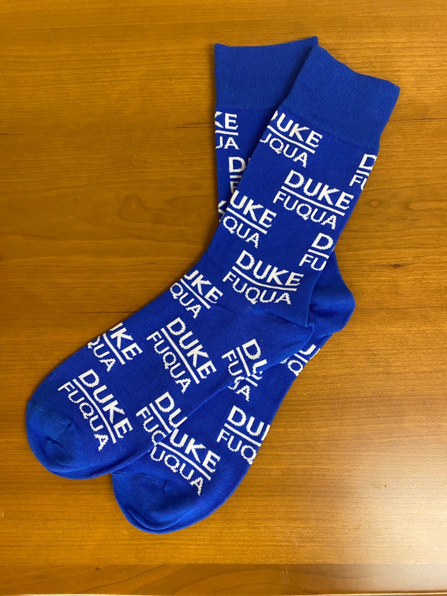 FuquaAlumni's tweet photo. Love seeing @BillBoulding and other Keller Society members show off the latest in Fuqua fashion! Awesome photos from Alison Levine MBA '00 and Stasia Reisfield MBA '98--show us your Fuqua socks with #FuquaStepsUp! https://t.co/FK9JJ4Kua9 #FuquaAlumni
@Levine_Alison @sreisfield https://t.co/xuJqhVNNSk