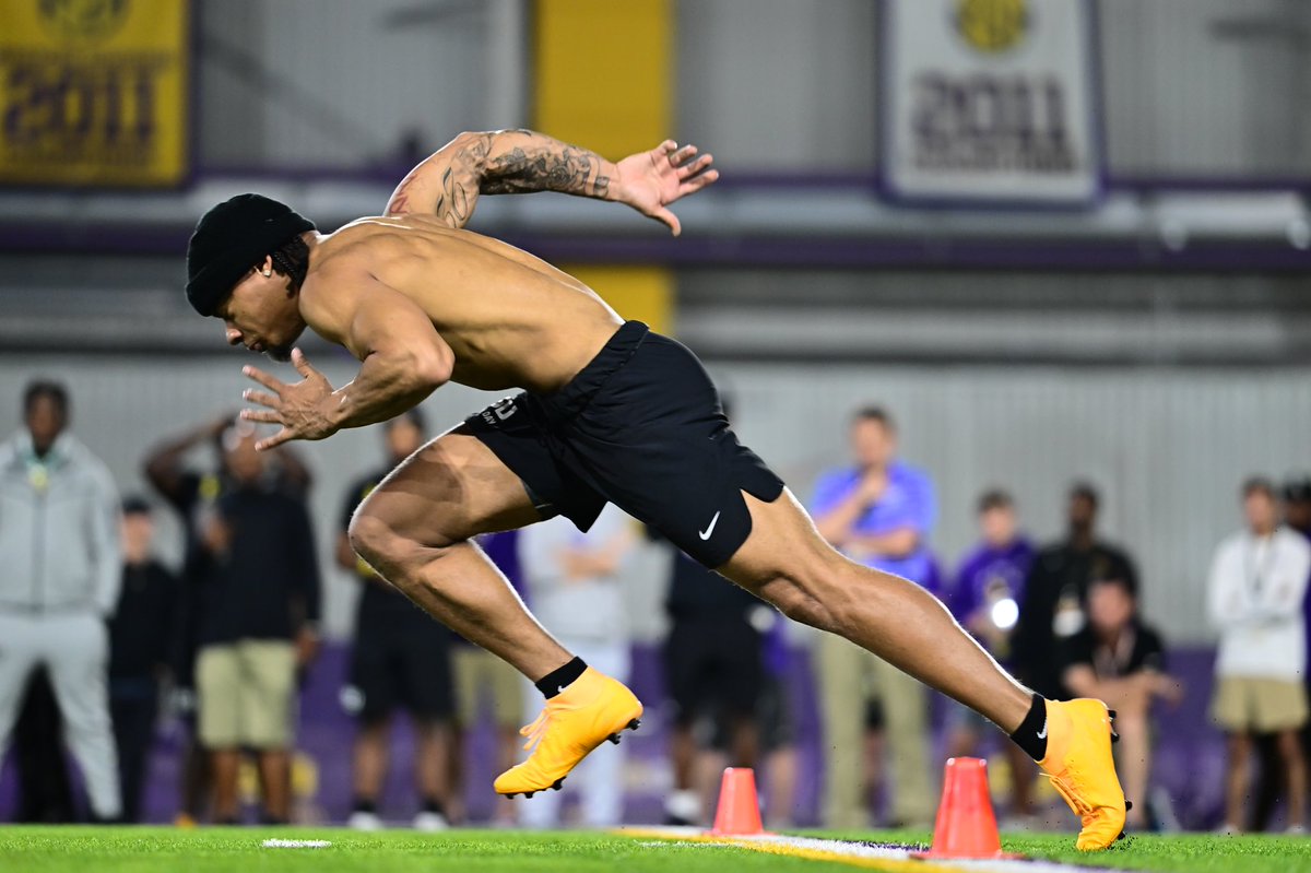 LSU Football tweet media