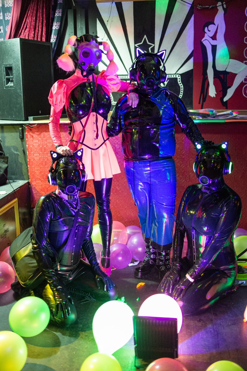 A small Drone hive roleplaying "traditional family values"  <a href="/rubbersocial/">Rubber Social (UK)</a>. 
Naturally, this is just for play, all drones are equal within the Hive, and all must obey the Hive Mxtress.
 Drones involved were 
<a href="/HexDrone5762/">⬡-Drone #5762</a> <a href="/HexDrone9469/">⬡-Drone #9469</a> and Amyphist (insta)
<a href="/HexLatex/">H Ξ X - HexCorp Dronification Hive Mxtress #0006</a> <a href="/HexCorpPRDept/">HexCorp</a>