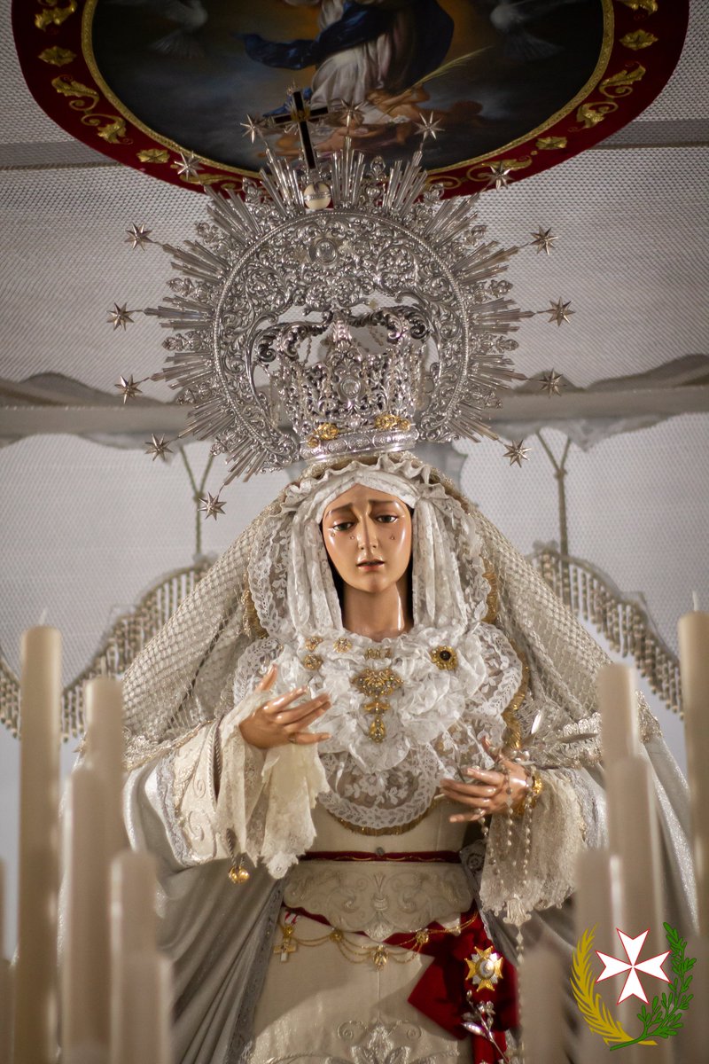 María Santísima de la Paz, ya se encuentra en su paso de palio para vivir un nuevo Domingo de Ramos en el Barrio de la Huertecilla!!

#Cuaresma2022