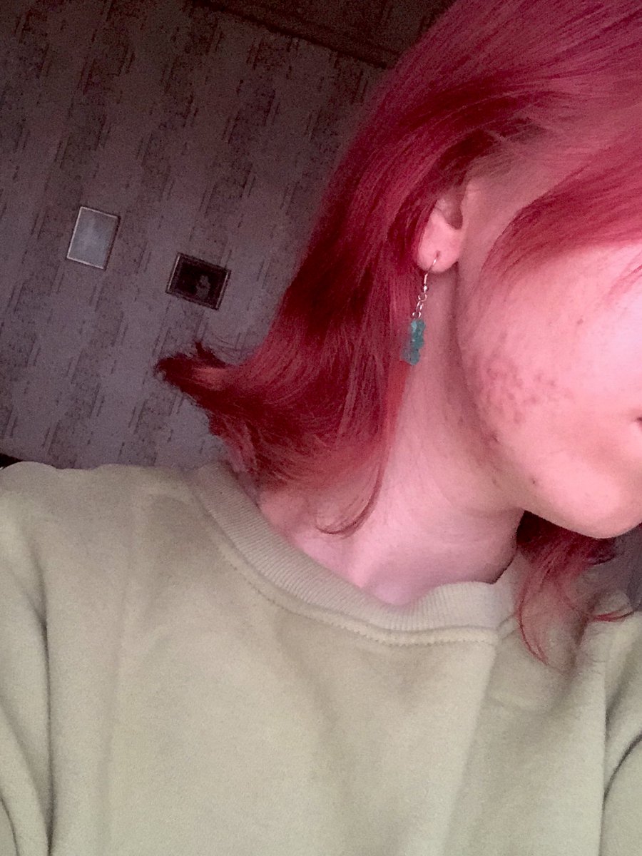 nyaaryaa's tweet photo. Тред покажи себя и то, из-за чего у тебя ежедневные вечерние истерики. ✌️ https://t.co/zvuxYHyViK