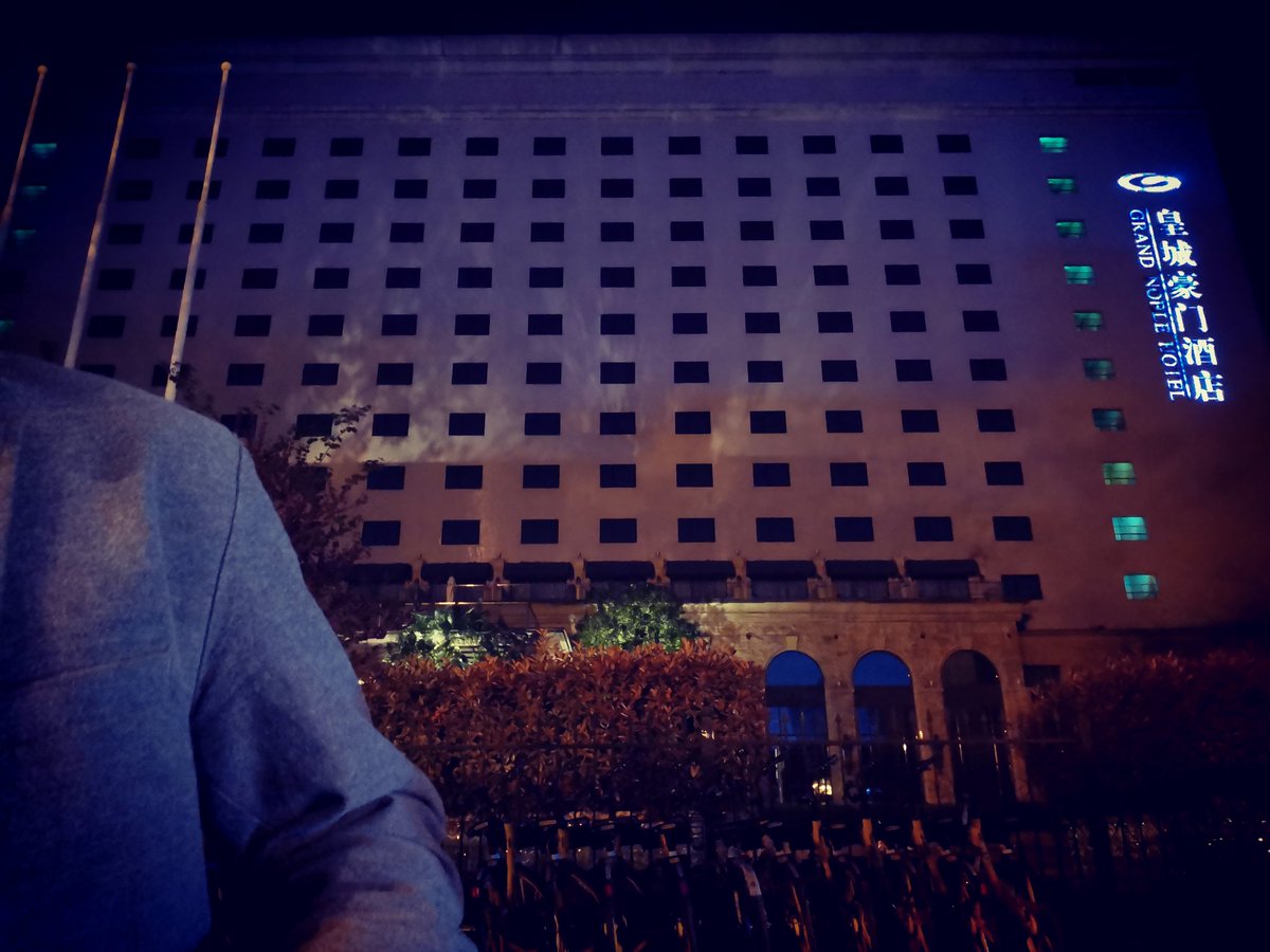 午夜的西安街头