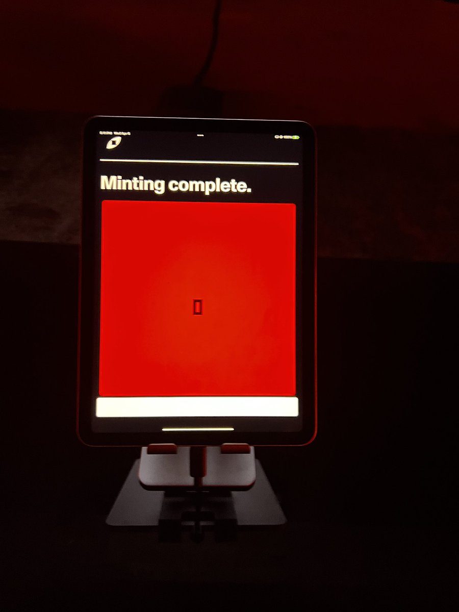 boreta's tweet image. holy shit!!! i am FLOODED with gratitude

just minted the first piece from Ephemeros live here in berlin