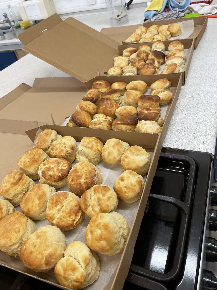 MrsWoodTextiles's tweet photo. 68 freshly baked Scones made by Year 9 ready for tomorrow’s Charity Bake Sale!! Waiting to be filled with jam and cream in the morning-Yummy! 
Don’t forget to bring your money! @SummerhillSch @SH_UrsaHouse https://t.co/svGUlmc6ML
