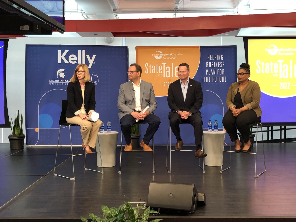 DetroitChamber's tweet photo. Executive Editor of @crainsdetroit @kelleyroot moderates our panelists as they discuss the #StateOfTalent. https://t.co/Oj5ik8vzol
