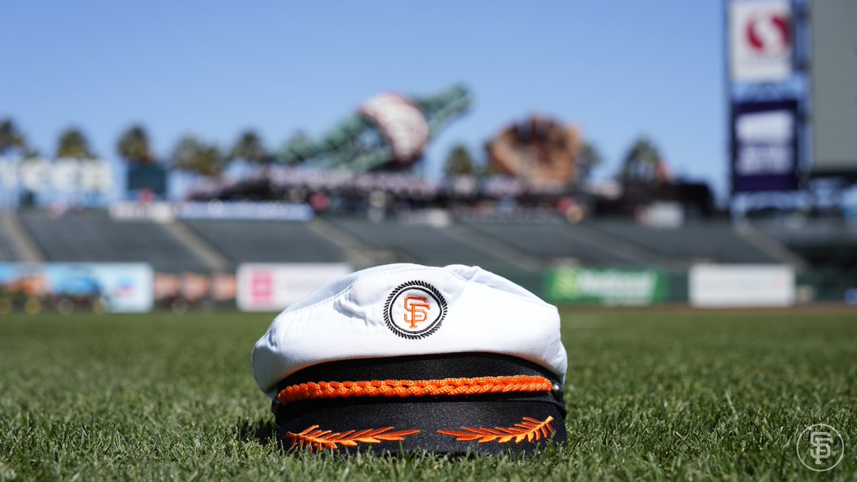 AHOY ⚓️

Captain Belt will soon make his return to <a href="/OracleParkSF/">Oracle Park</a>. RT for your chance to win an autographed Brandon Belt Captain’s Hat.

Get your own #SFGiants Captain’s Hat, 4/9 🎟 bit.ly/3x4H6iJ