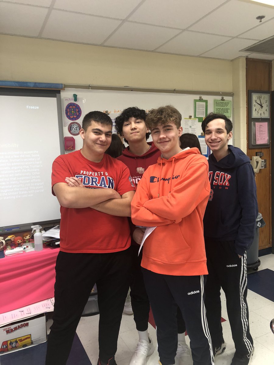 Ms. DiGiacomo, take our picture. 🤩🤣These young men pause their analysis of Churchill’s Iron Curtain speech for a photo opportunity. #funintheclassroom #ColdWarLesson