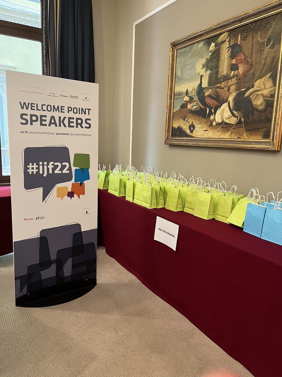 Checking in at #ijf22! Speaking on a panel later this week and have already met so many amazing people and journalists so far. Just wow.