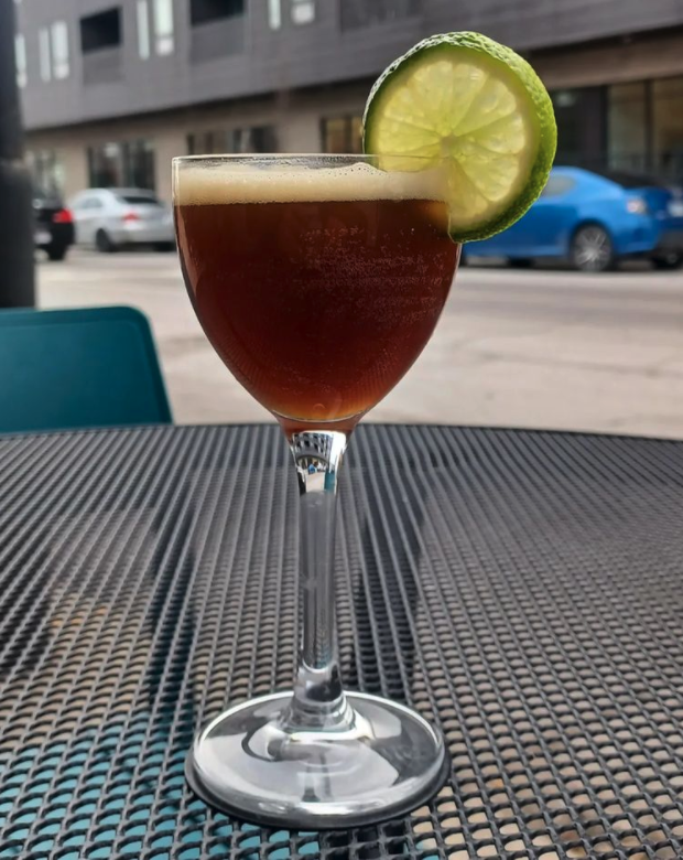 VintegrityWine's tweet photo. Bringing you another marvelous cocktail for Spring Into Gin!
This one comes from #VoltaireKC - the Hokey Pokey - featuring KOVAL Barreled Gin, Controtto Fernet, pineapple juice, &amp; pineapple stout syrup.
Learn more→ https://t.co/gTFrorHvT7 
#KOVAL #Vintegrity #SpringIntoGin https://t.co/gFyr3mXHqY