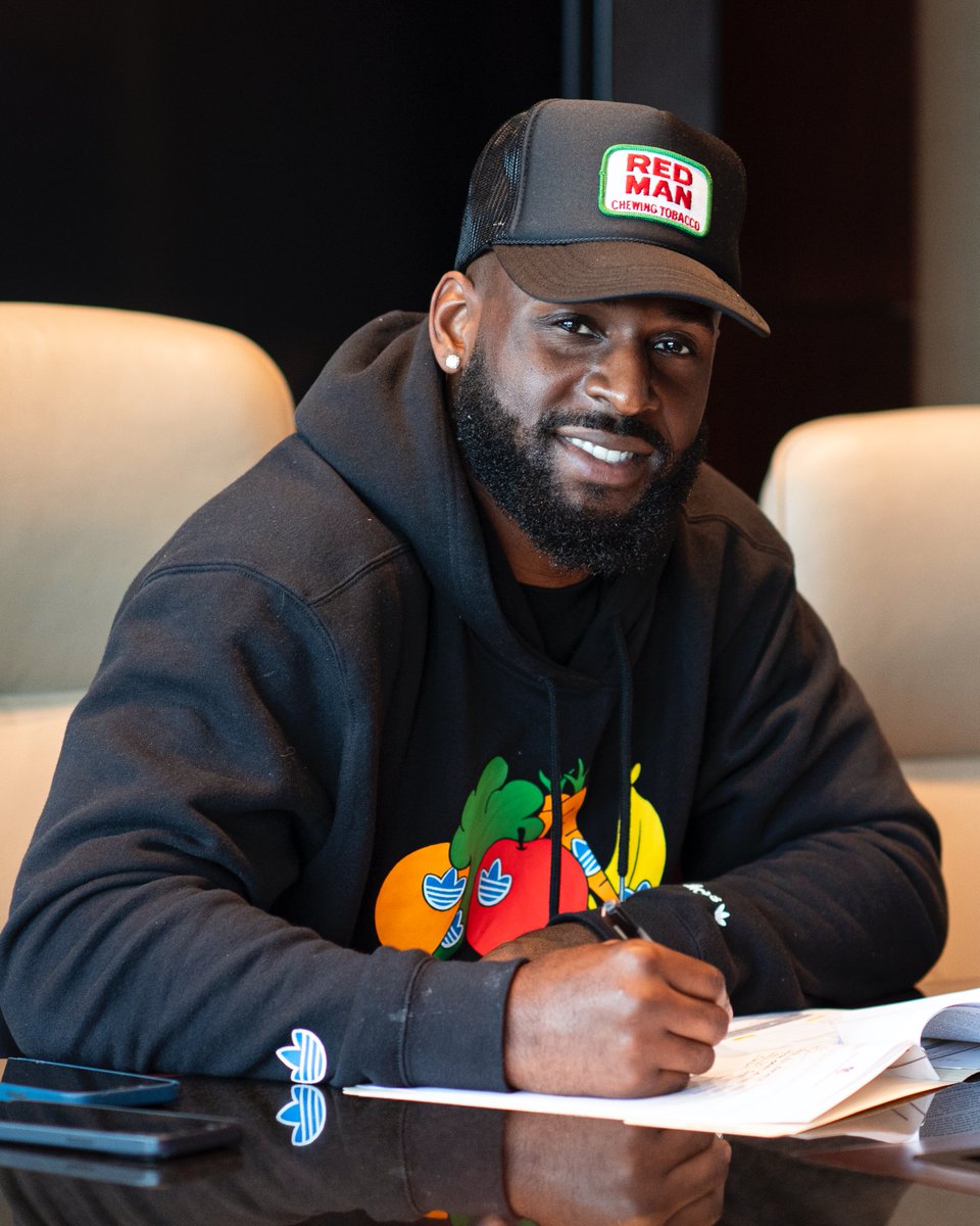 Rashaan Evans makes it official ✍️