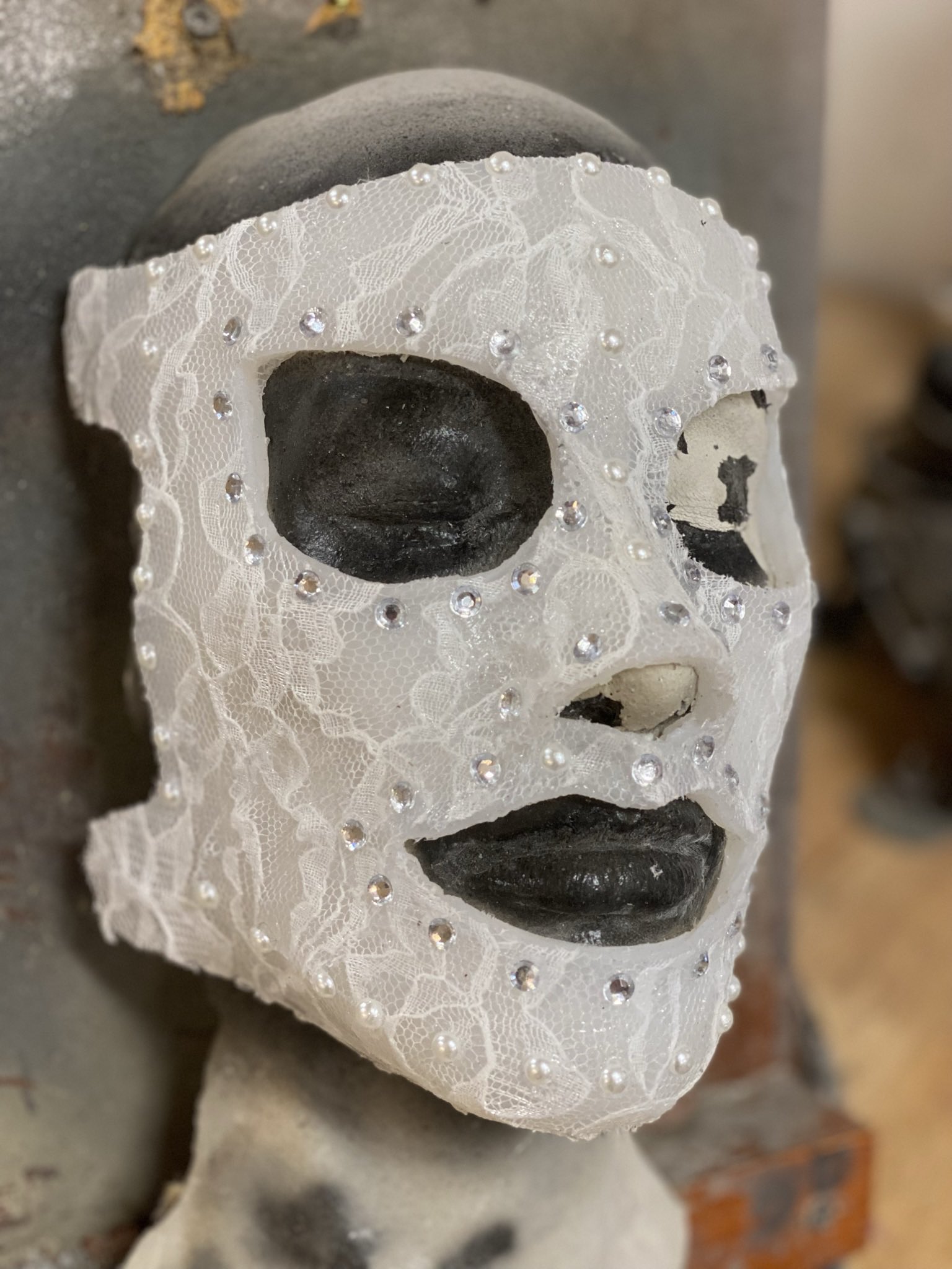 Carmella Helped By Her Boyfriend’s Son For WWE Wrestlemania 38 Mask 1