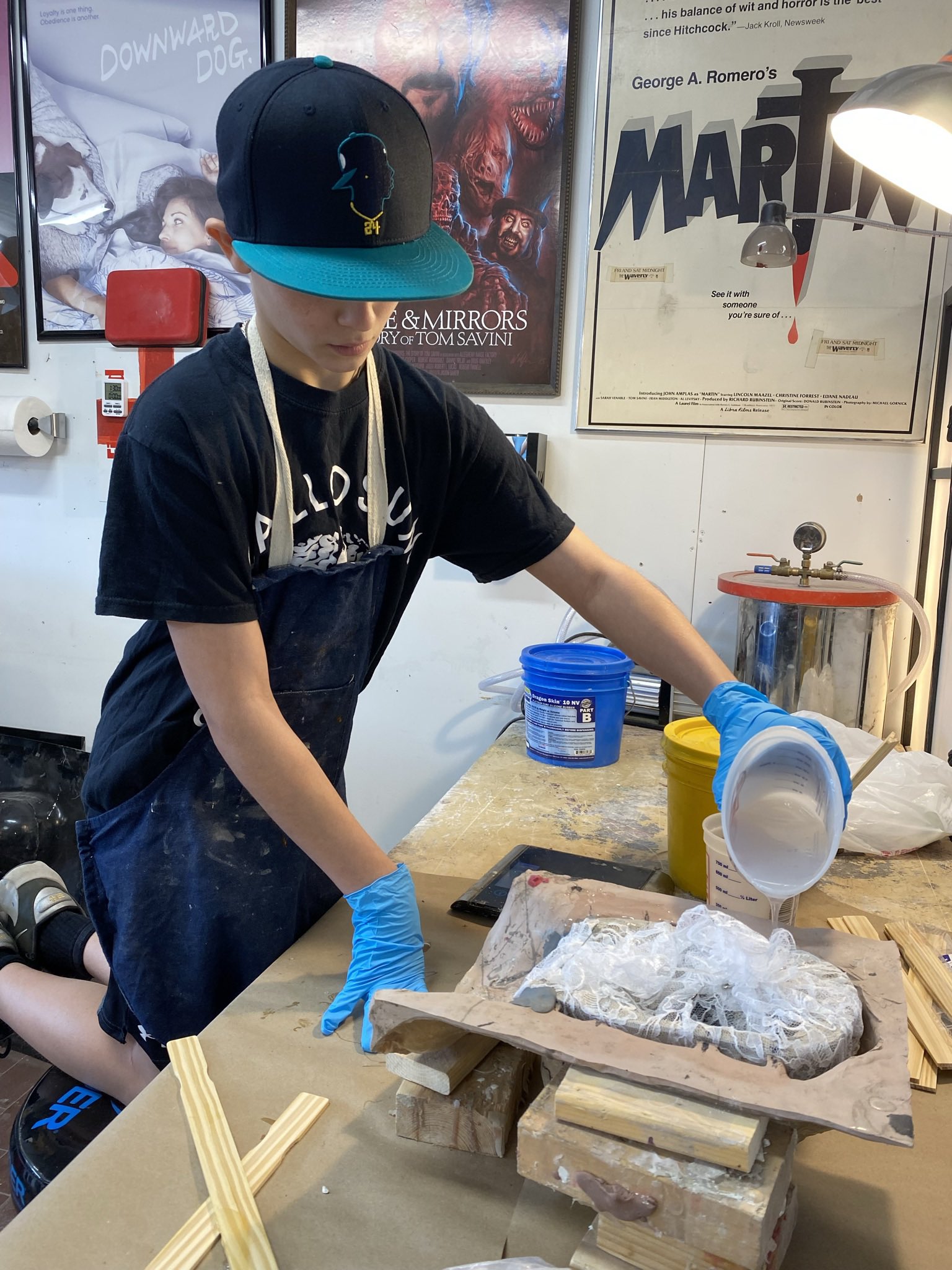 Carmella Helped By Her Boyfriend’s Son For WWE Wrestlemania 38 Mask 2