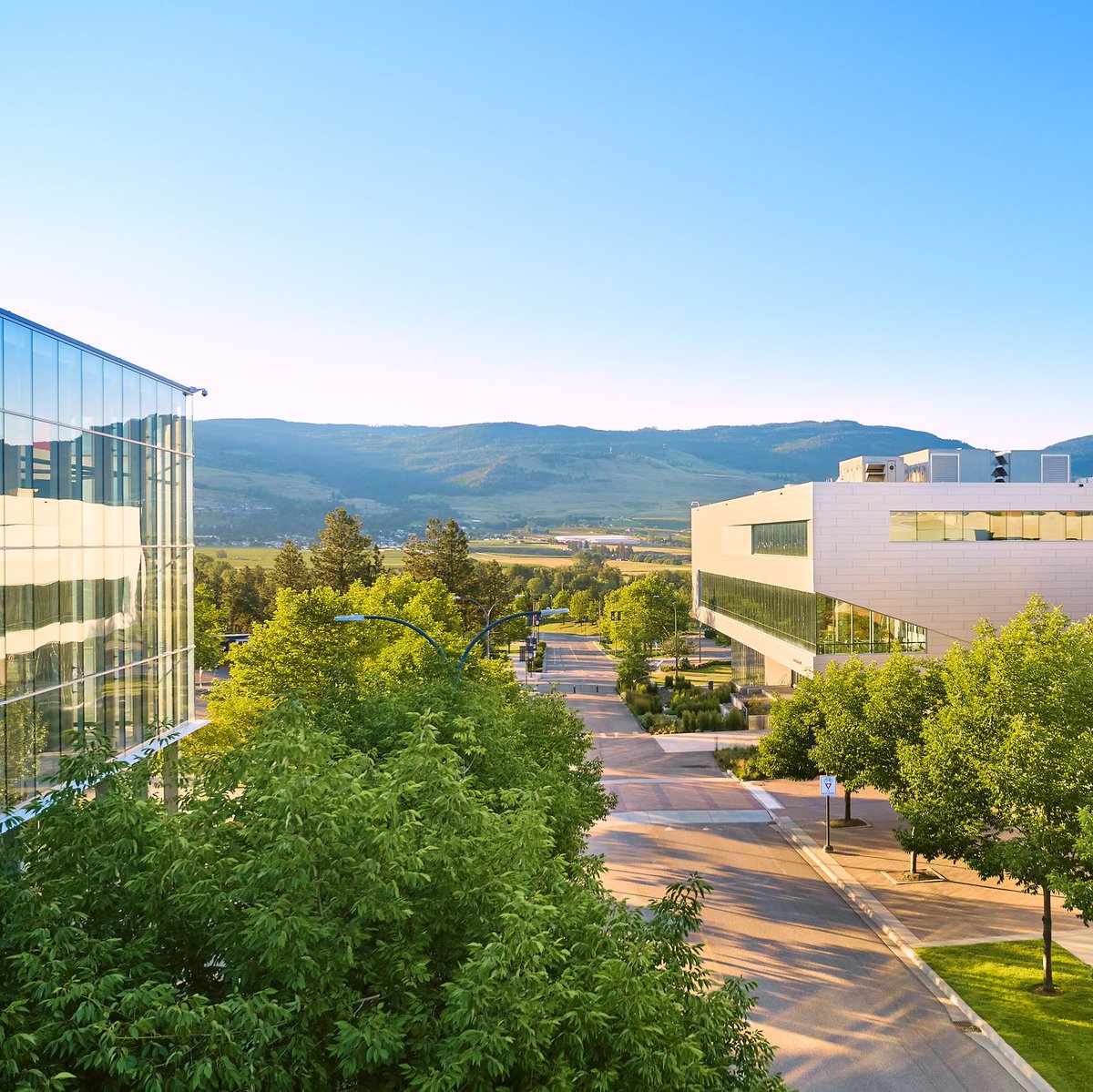 UBC's tweet photo. #UBC has once again been ranked a top 40 university in the world across all five broad subject areas of the QS World University Rankings by Subject 2022. https://t.co/k2eQhzu4V8 https://t.co/WbiKZGcTZh