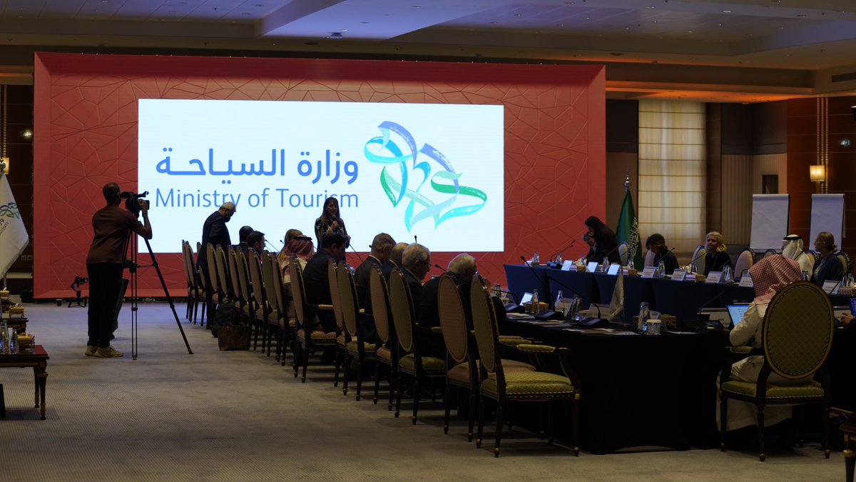 فايف كلرز لتجهيز #المؤتمرات #الفعاليات #المعارض