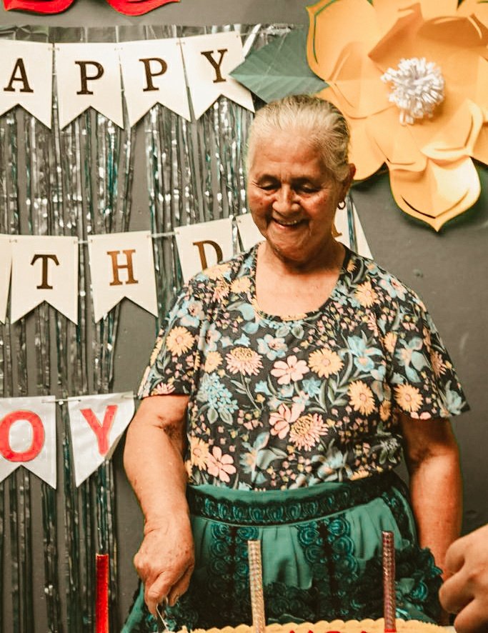 visc98's tweet photo. Yo amo las fotografías que les tomo a mis abuelitos.🥺♥️📸 https://t.co/yH6c65ctEl
