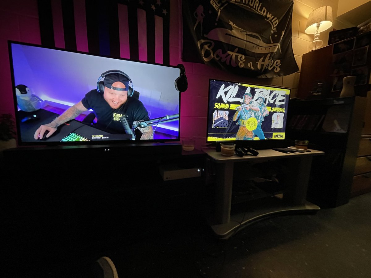 conschilcher_'s tweet photo. Let’s get it @timthetatman @Wipz https://t.co/vqCC8wShZs