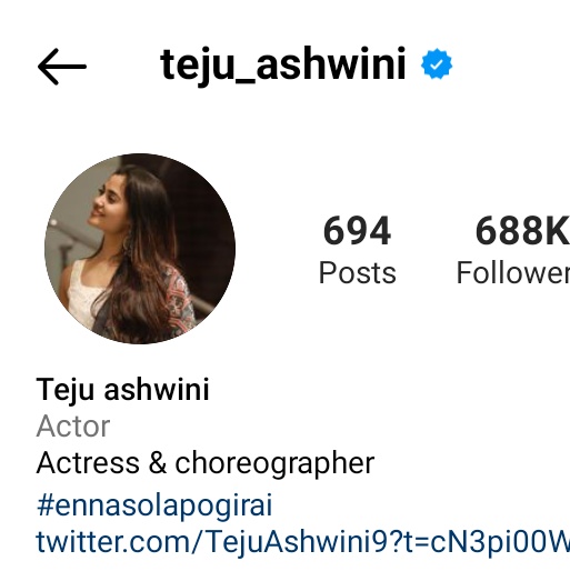Chan402201621's tweet photo. Teju doesn't put Belong with his Dp without #Ashwinkumar permission

Don't scold teju 
Ashwin fans

Teju more mature
She knew All so only he kept dp with his permission 😉
#ashaangi #Sivaangi #ashju https://t.co/zQhk170kmR