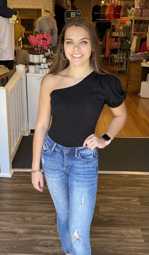 Shop_Julies's tweet photo. These new body suits are sooooo cute! She’s available in black (pictured) and maroon! Stop in and shop with us today! 

#shopjulies #newarrivals #boutique #apparel #shopping #Spring #stopin #shopsmall #shoplocal #almaga https://t.co/Cf3QYcKWrt