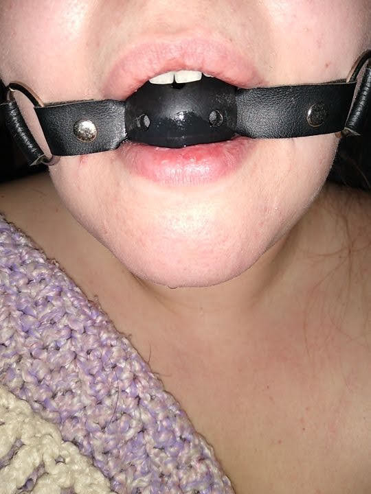 00GiGi2564's tweet photo. Who wants to entertain a BBW? I'm sick and need a distraction.
#bbw #onlyfans #ballgags https://t.co/Q9eEsqVItt