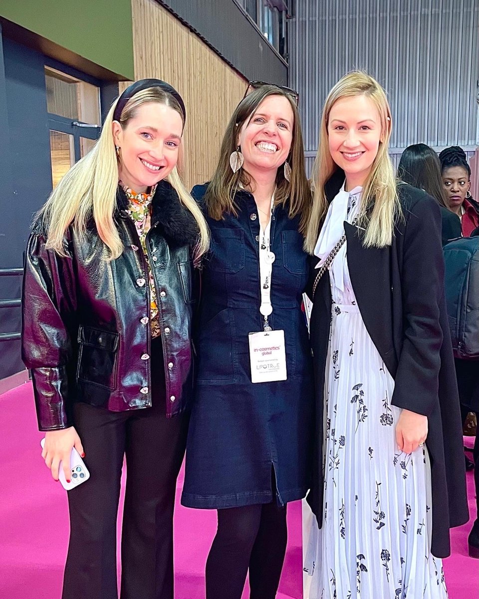 FormulaBotanica's tweet image. Student meet-up @incosmetics 🤩
It was amazing meeting some of our students and graduates in person at #incosmetics in Paris today!

We really do have the most incredible community of formulators and you inspire us every day. Thank you for meeting up with us today. 🥰
