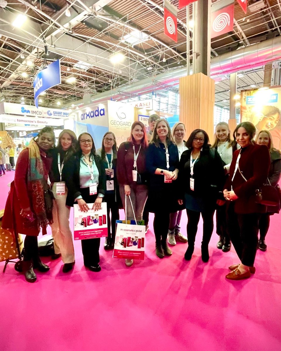 FormulaBotanica's tweet image. Student meet-up @incosmetics 🤩
It was amazing meeting some of our students and graduates in person at #incosmetics in Paris today!

We really do have the most incredible community of formulators and you inspire us every day. Thank you for meeting up with us today. 🥰