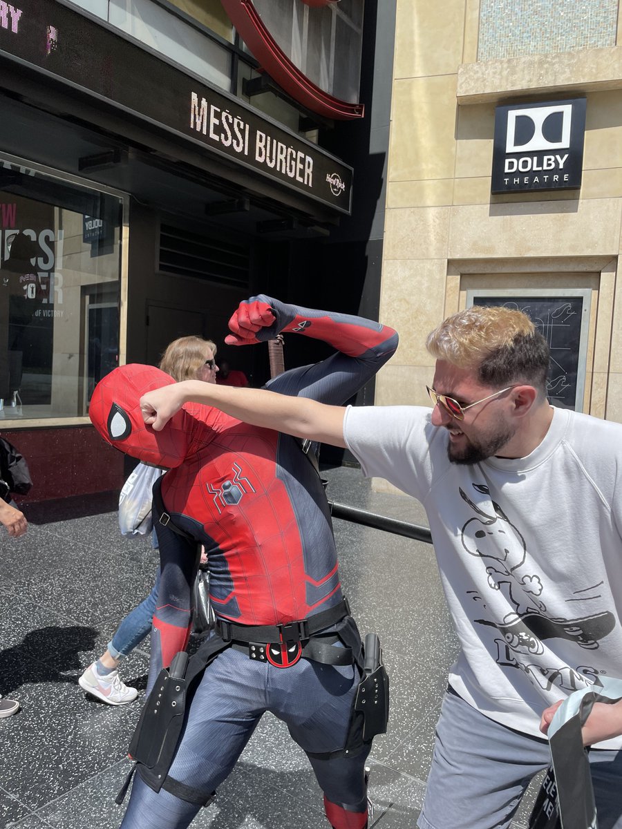 RT @OnTheDownLoTho: I punched Spider-Man [Not Clickbait] https://t.co/OD1NmdAlsi