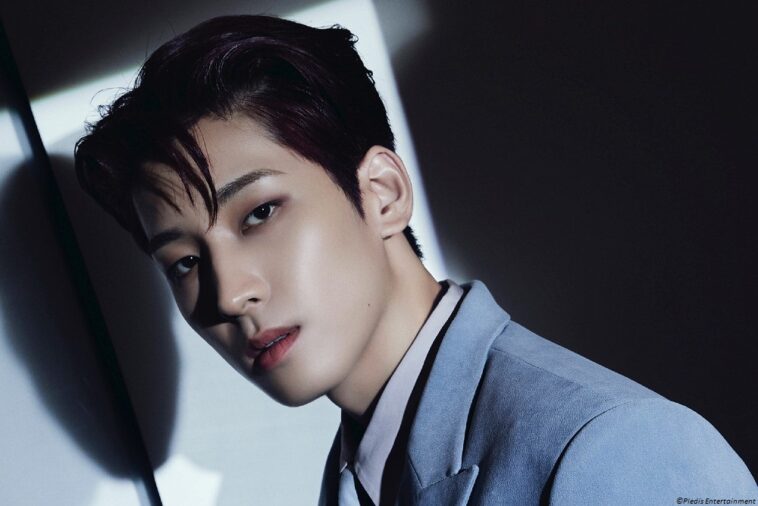 bloglaBANANA's tweet photo. Pledis Entertainment comunica que la madre de Wonwoo, integrante de SEVENTEEN, ha fallecido debido a una enfermedad.

La empresa ha pedido la consideración de todos para que el idol pueda pasar un período de duelo en familia.

Mandamos nuestras condolencias a familiares y amigos. https://t.co/08636LqPEu