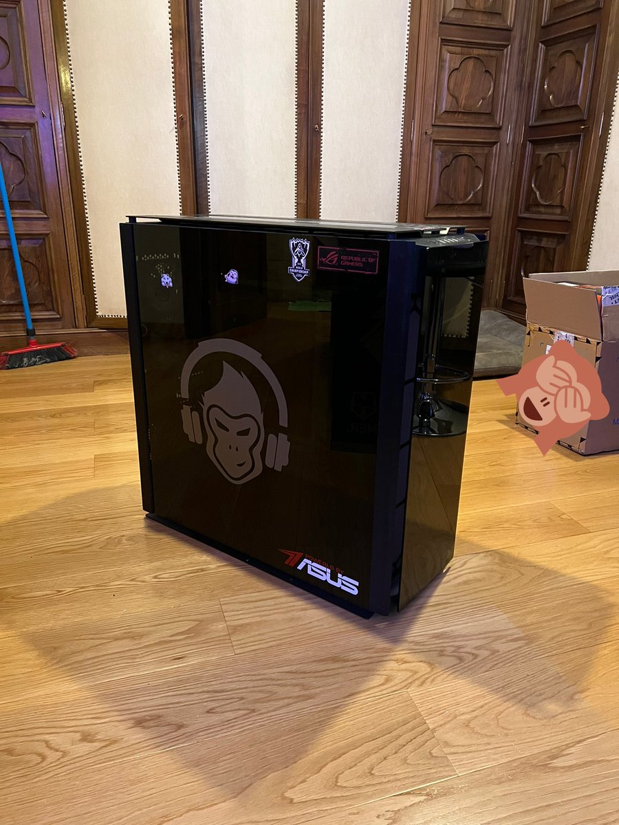 Spooky ElmilloR 🎃 tweet media