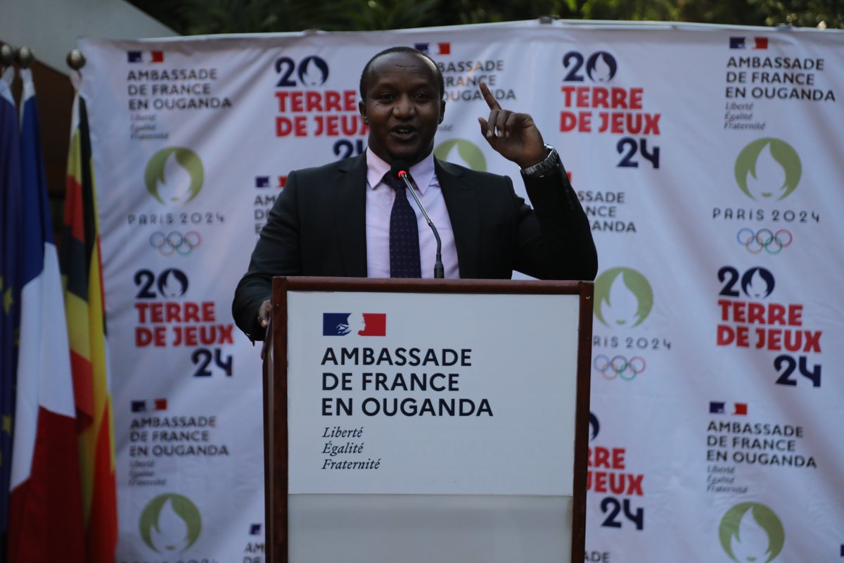 #TerredeJeux2024 | Ambassador @JaAniambossou🇫🇷hosted Ugandan🇺🇬 sports officials and professionals at the French Residence under the theme #Sport4Development to conclude the #InternationalSportsDay activities. 

@Paris2024 @AFD_en @francediplo_EN