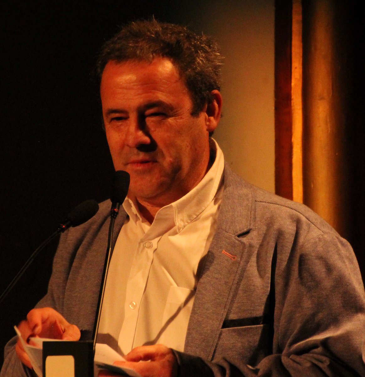 Encorto_24's tweet photo. 🎬 Jurado 9th International Youth Film Festival.
Jose Luis Muñoz, Presidente de la Asociación Cultural 24 Fotogramas y Director del #IYFF
Organizó en su 1ª edición el Certamen Audiovisual de Centros Educativos de #Extremadura.
Conoce más ➡️ https://t.co/vAq4yik9Ww https://t.co/bgCLMBiPOl