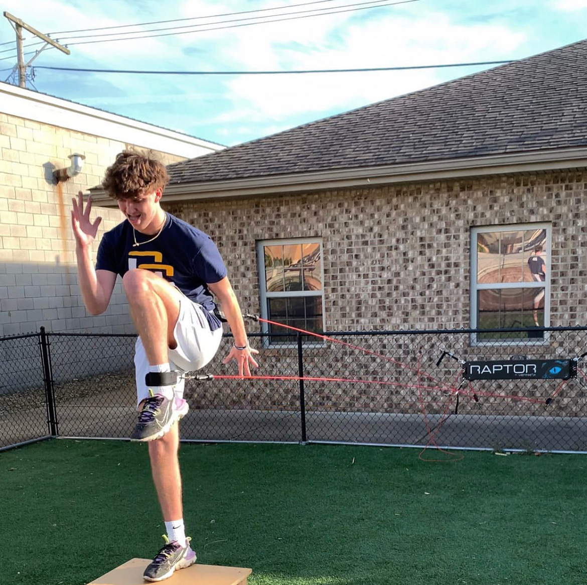 GetRaptorFit's tweet photo. Raptor sightings ➡️...! Take your training to the field, to the track or right to your backyard with the #VertiMaxRaptor. Learn more at https://t.co/TUdw85MfMM.

#resistancetraining #agilitytraining #speedtraining #functionaltraining #strengthtraining  #VertiMax #GetRaptorFit https://t.co/ho7FilDnka