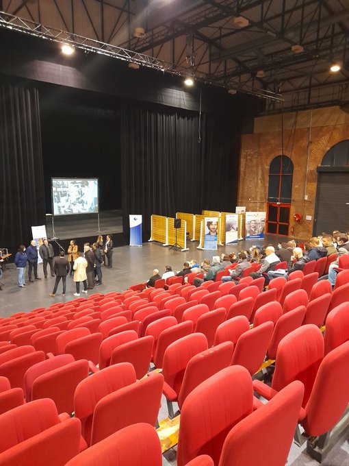 #TousMobilises une belle réussite de collaboration entre    <a href="/renault_fr/">Renault France</a> et <a href="/StellantisFR/">Stellantis France</a> 🚗🚗🚗pour favoriser le recrutement sur le grand Hainaut  d'agents de fabrication #AvecPoleEmploi et ses partenaires
<a href="/Valmetropole/">Valenciennes Agglo</a> @PorteduHainaut <a href="/AggloMaubeuge/">Agglo Maubeuge</a> <a href="/prefet59/">Préfecture de la région Hauts-de-France et du Nord</a>  @poleemploi_HDF