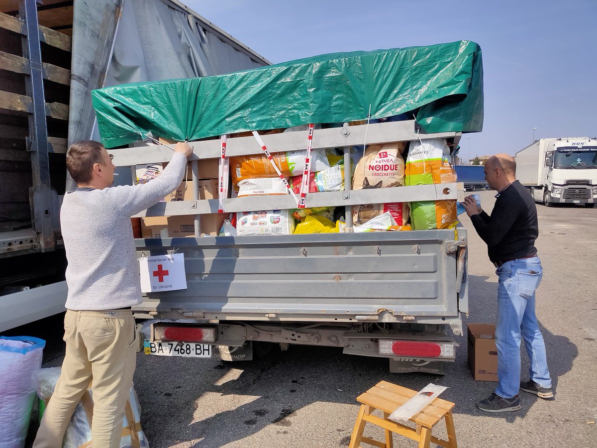 angell_dj's tweet photo. @EUinPL @fundacjawosp @ElisaFerreiraEC @trzaskowski_ @younousomarjee Hello! We carry humanitarian aid from Europe to Ukraine! We have a truck, but it's over 30 years old. Please help raise money to buy a truck. We are ready to return you much more after the war. Many people are sitting in basements without food and water, and no one will help them https://t.co/mE7N0kg1yN