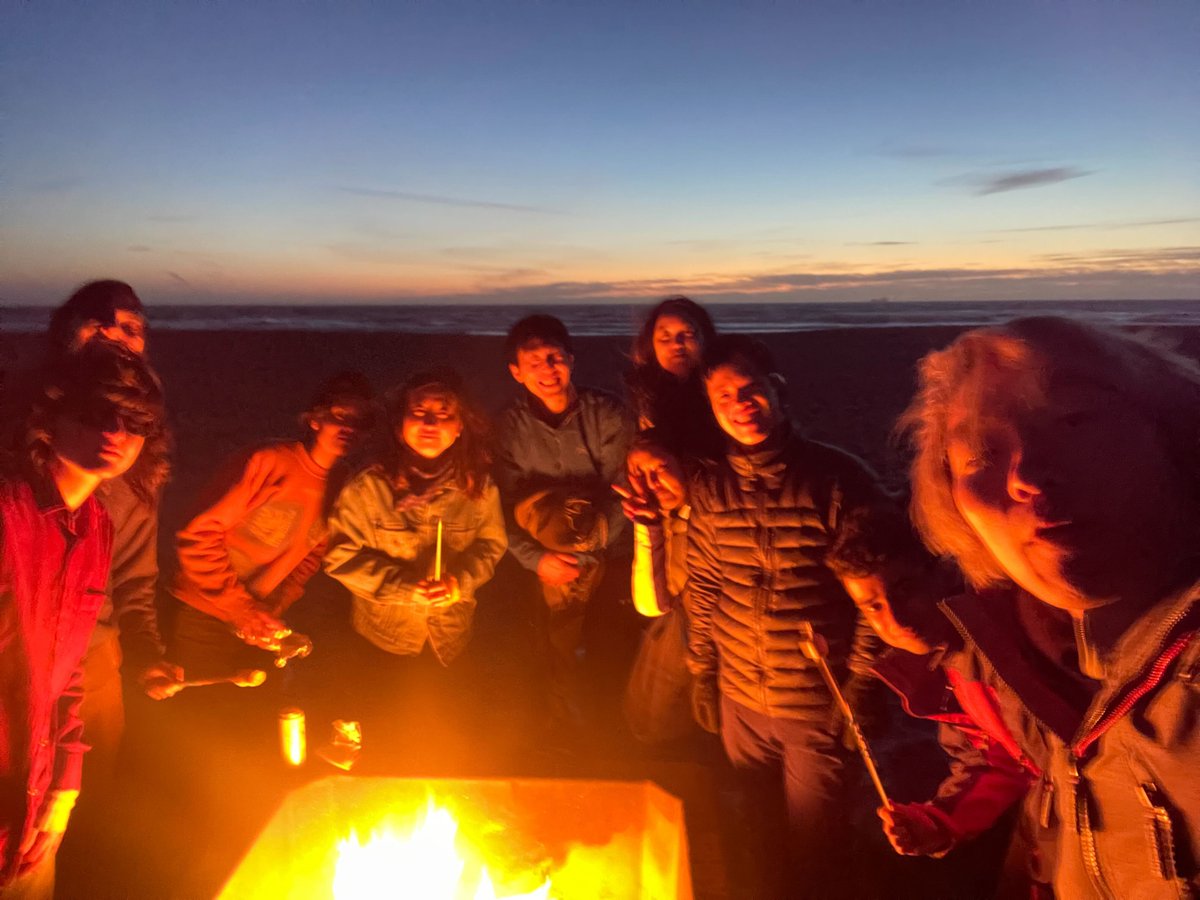 Over spring break, MDes students had some much needed time to rest, relax, and explore. One group headed up to Napa for some wine tasting and even saw shooting stars while stargazing at their vineyard AirBnB!
#berkeleymdes #springbreak