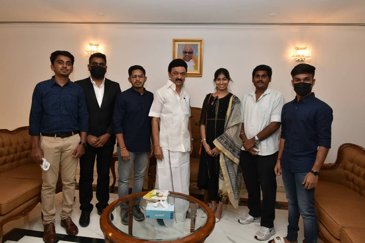 DTSAOfficial's tweet photo. A delegation of Delhi Tamil Students' Association met the Hon'ble Chief Minister of Tamil Nadu Thiru M. K. Stalin, at Pothigai Tamil Nadu Bhawan, New Delhi and discussed the problems faced by Tamil Students in Delhi. He gave us a patient hearing and assured us full support. https://t.co/4SLcUuxN9f