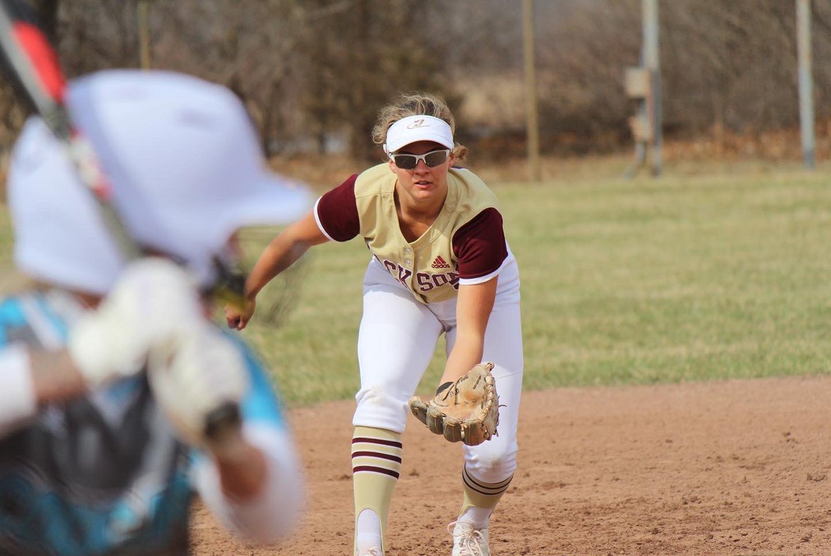 Montage from our sweep over KVCC yesterday 📸🧹🥎😁💯

#jetball✈️🥎 #jetlife✈️ #winning #sweep