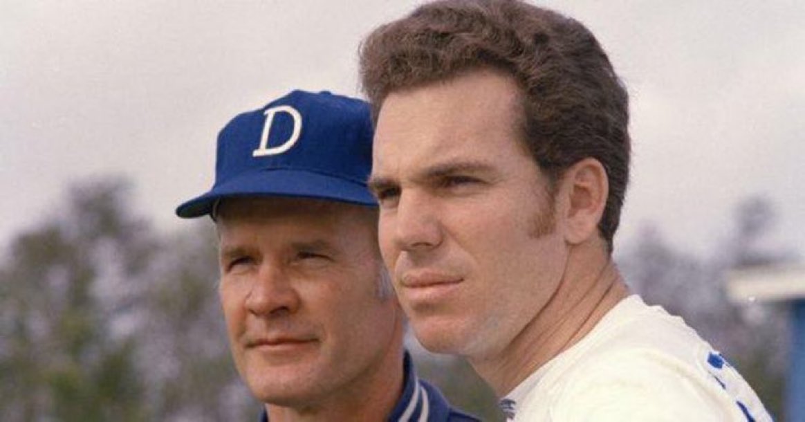 Love or hate the Cowboys, these two men brought nothing but class to the NFL.