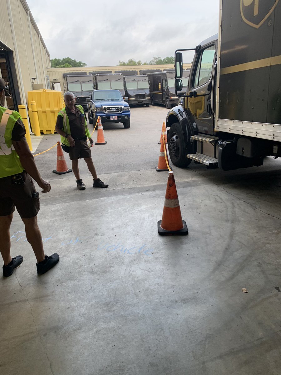 ups3352 tweet picture