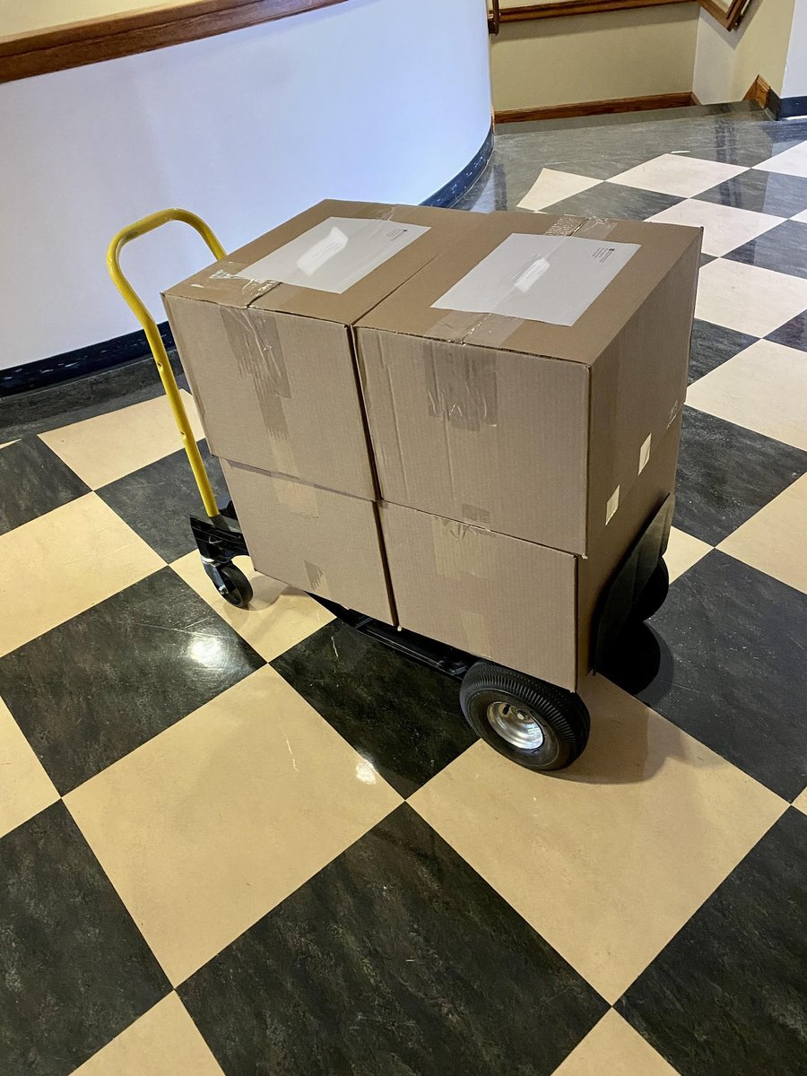 SBTSadmissions's tweet photo. Just sent a bunch of books to some lucky #SBTSMadness winners! #ChooseAFaculty https://t.co/7fVUepebpb