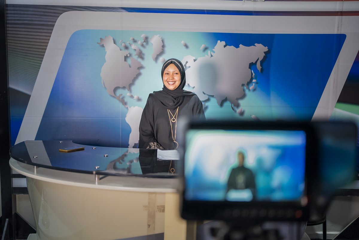 UNDPSomalia's tweet photo. "As an all-women media house we are going to bring taboo subjects into the open.”

- Fathi, Bilan’s Deputy Chief Editor, promises to change #Somali media with @UNDP @RadioDalsan1 @DalsanTv

Details: https://t.co/SEFIGjD6pT https://t.co/FR19J08xAD