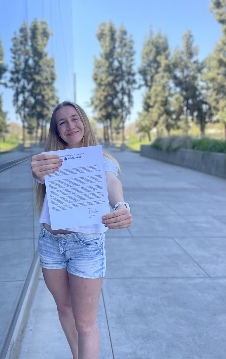 Congratulations to graduating <a href="/Fresno_State/">Fresno State</a> senior Sydney Fox who has been awarded the prestigious Fulbright Scholarship 2022-23 to Iceland to research the effects of microplastics on the climate and human health. 🇮🇸 🐾 
#Studyabroad #Globalbulldogs #Fulbright
