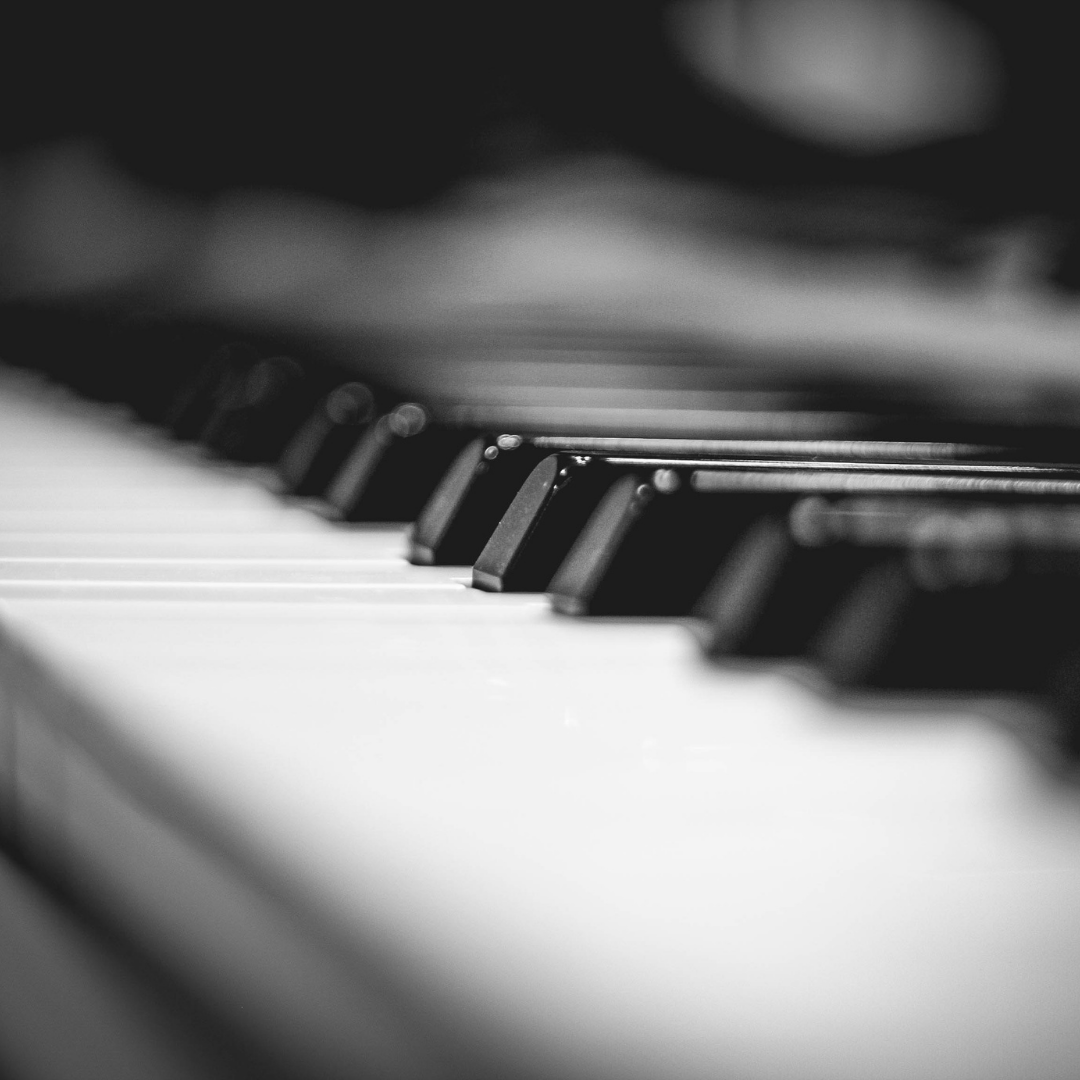 trackdmusic's tweet photo. “I have a structured songwriting process. I start with the music and try to come up with musical ideas, then the melody, then the hook, and the lyrics come last.”

–John Legend

#songwriting #hook #melody #artists #musicians #record #create #Trackd #Trackdmusic #ideas #lyrics https://t.co/XCSr6W5jiW