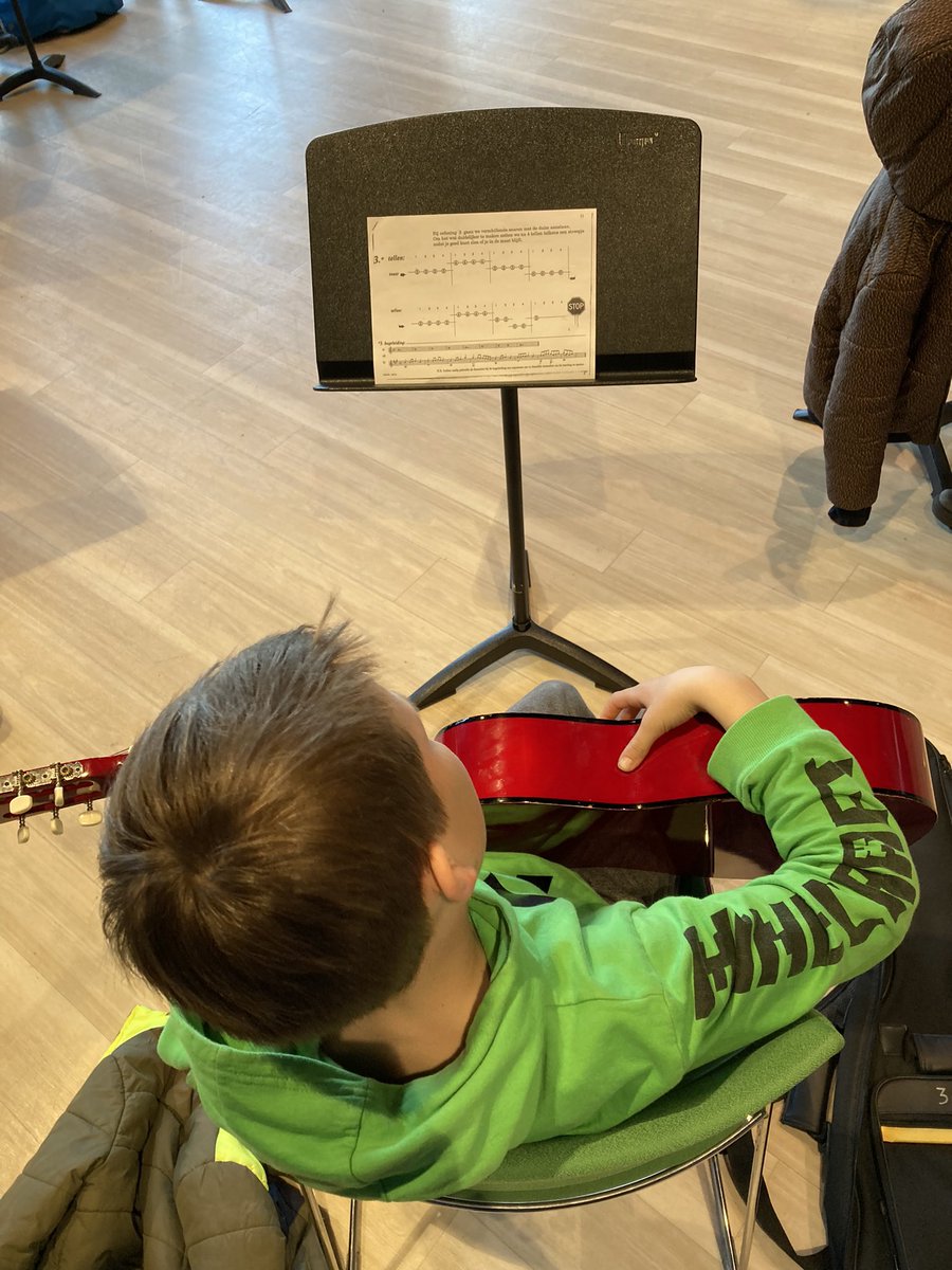 Vanaf deze week ism BSO Park Triangel en TOV cursussen gitaar, dwarsfluit en basismuziek met melodica aan de Parklaan 5. Lekker makkelijk en dichtbij voor ouder en kind👍. #waddinxveen <a href="/FCP_/">Fonds voor Cultuurparticipatie</a> <a href="/thuistriangel/">Park Triangel</a>
