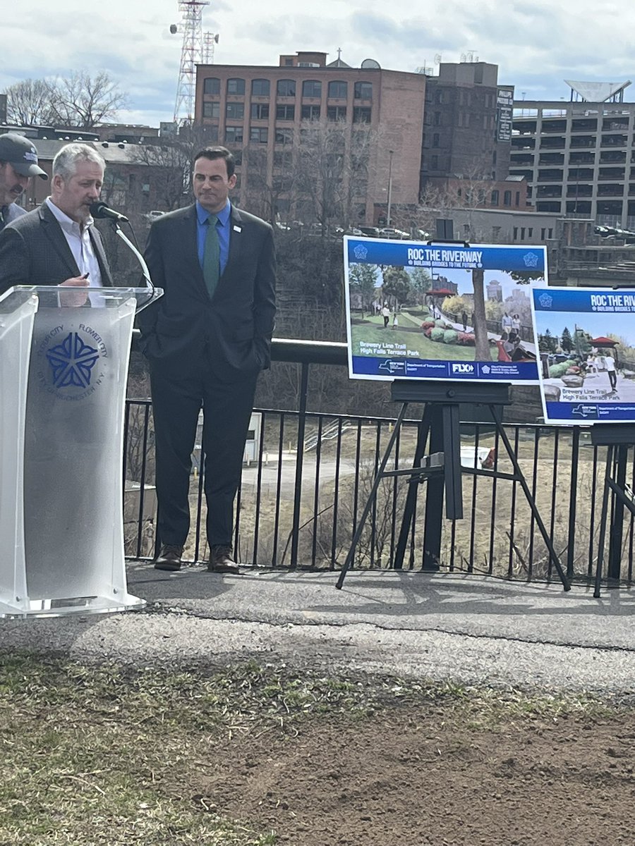tmayberry2's tweet photo. #roctheriverway #flxfwd #greaterroc @CityRochesterNY @EmpireStateDev @VinnieEsposito https://t.co/WlHnX2liNr