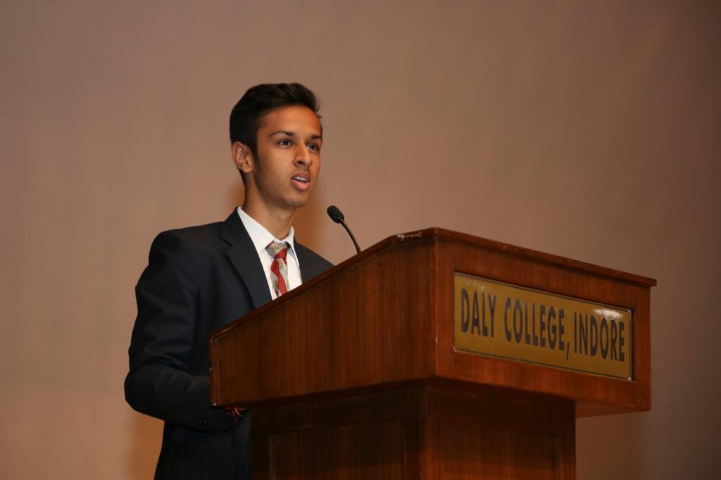 dcindore's tweet photo. Final assembly of class 12(2021-22)
#dalycollegeindore #DC #outgoingbatchn #lastassembly #memories https://t.co/pJXBwQ2tJ6