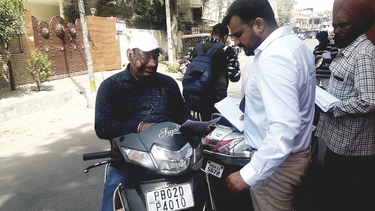 ISMARTIndia's tweet photo. The #ismart is thankful to the GIZ, Ministry of New and Renewable Energy (MNRE), Govt. of India and the state Government of Punjab, @Deloitte  and @ahasolar team for their great support in doing awareness activities in the city.
@giz_gmbh @giz_india @mnreindia @PunjabGovtIndia https://t.co/aXgMlF23Fx